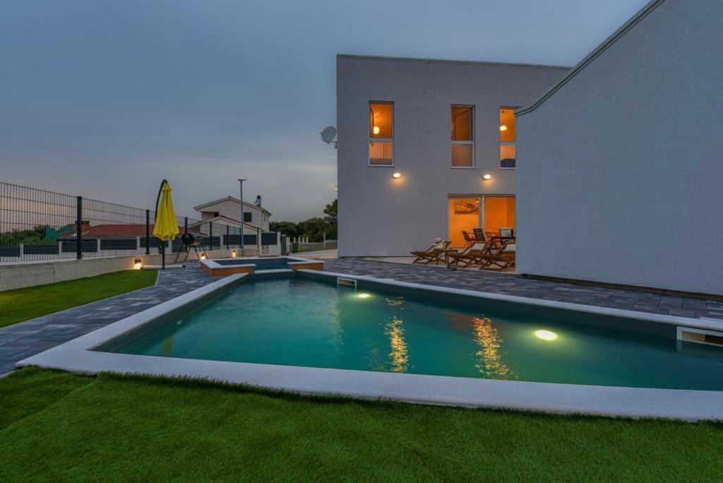 Villa Silente Сукошан Экстерьер фото