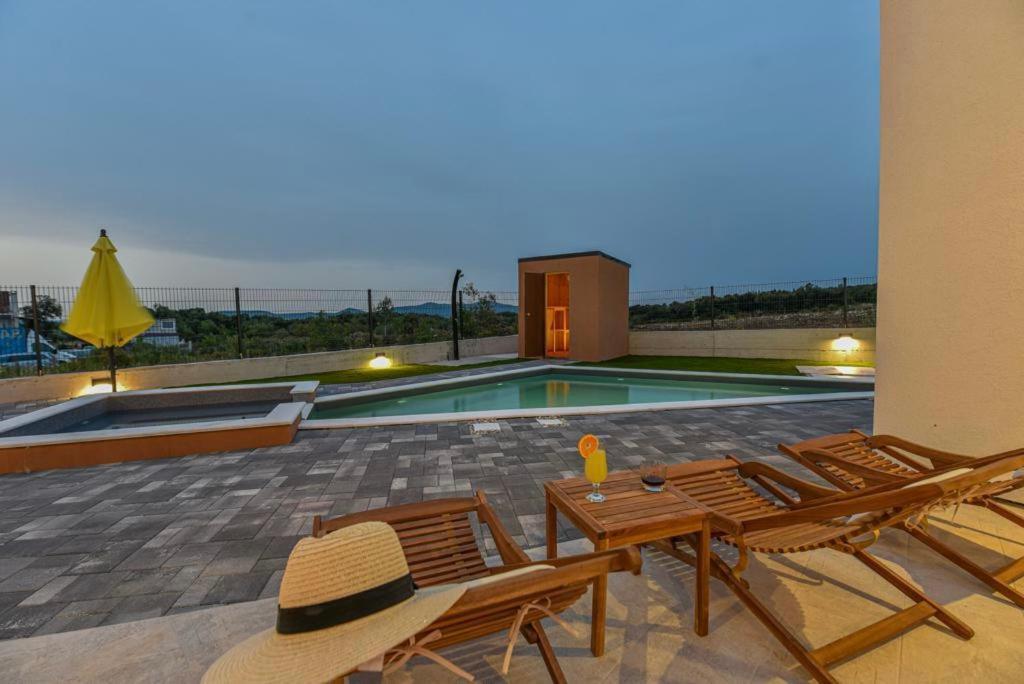 Villa Silente Сукошан Экстерьер фото
