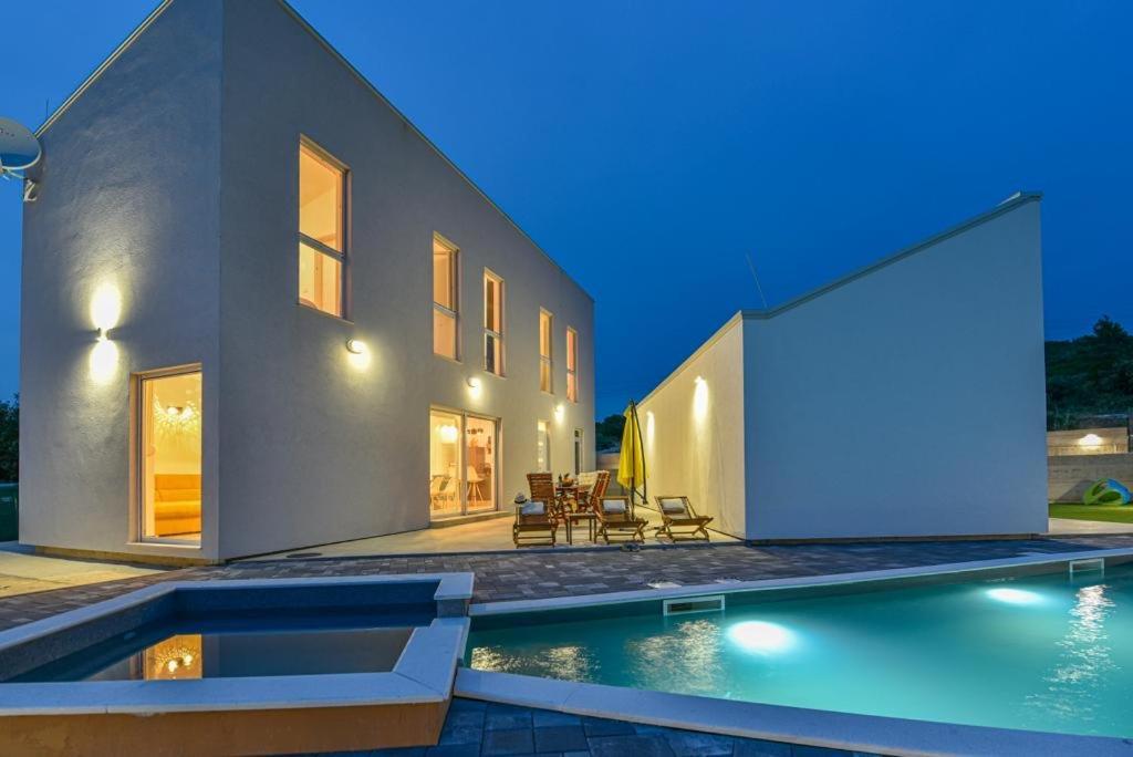 Villa Silente Сукошан Экстерьер фото